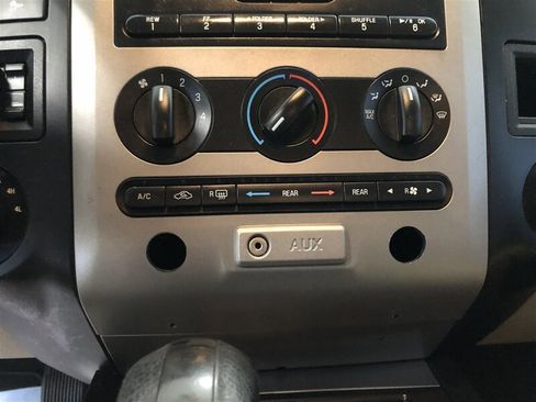 Used 2016 Ford Expedition XL image 14