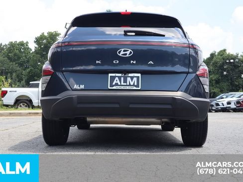 Used 2024 Hyundai Kona SEL FWD image 7
