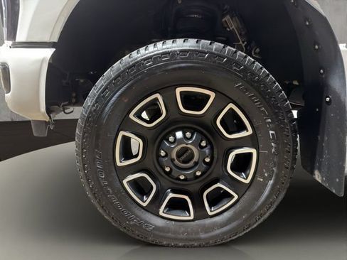 Used 2023 Ford F350 Platinum AWD/4WD image 16