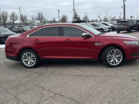 Used 2014 Ford Taurus Limited w/ Equipment Group 301A image 3