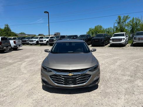 Used 2022 Chevrolet Malibu LT FWD image 3