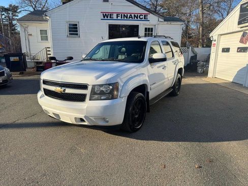Used 2009 Chevrolet Tahoe LT w/ Luxury Package image 2