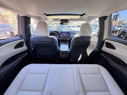 Used 2023 Lexus RX 350 w/ Accessory Package (Z1) image 10