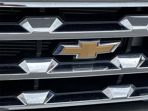 Certified 2023 Chevrolet Silverado 2500 LTZ w/ LTZ Convenience Package AWD/4WD image 31
