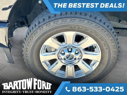 Certified 2024 Ford F250 Lariat w/ Black Appearance Package image 32