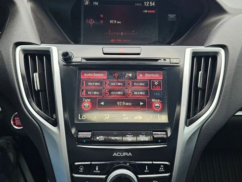 Used 2015 Acura TLX w/ Technology Package FWD image 26