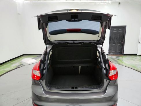 Used 2013 Ford Focus SE image 28