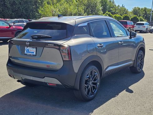 New 2026 Nissan Kicks SR w/ SR Premium Package AWD/4WD image 5
