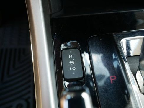 Used 2016 Honda Accord EX-L image 32