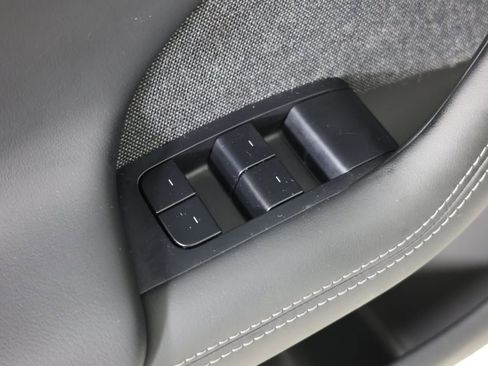 Used 2024 Tesla Model S Plaid image 22