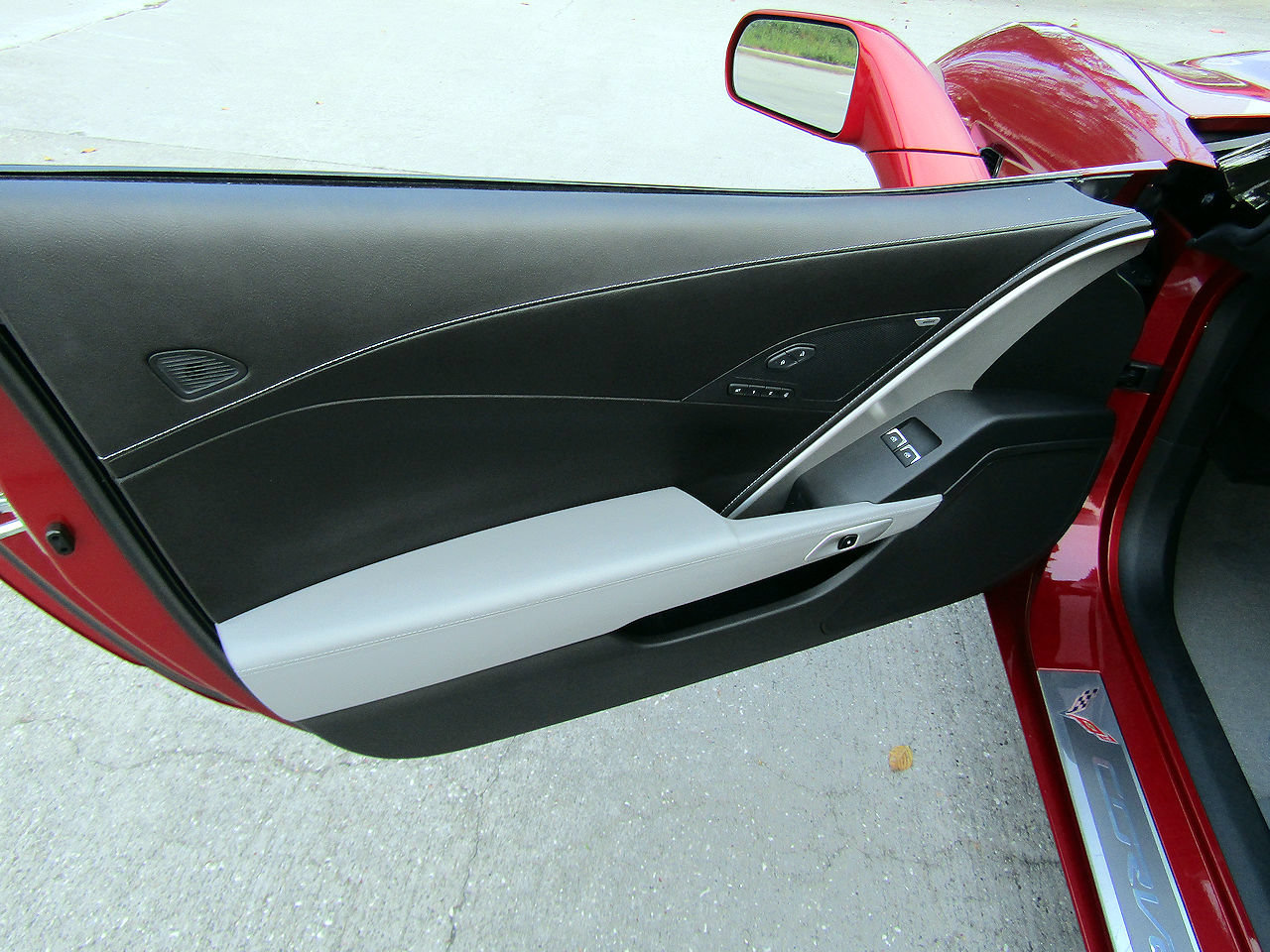 Used 2015 Chevrolet Corvette Stingray Coupe w/ 2LT Preferred Equipment Group RWD image 11