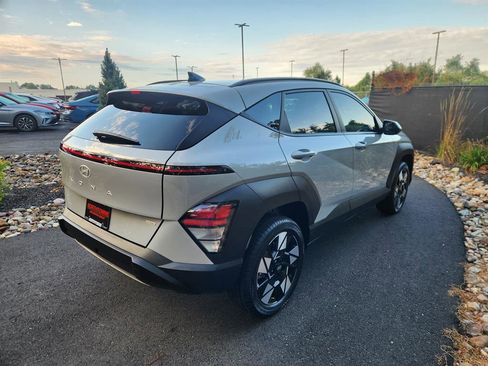 Certified 2024 Hyundai Kona SEL w/ Convenience Package image 5