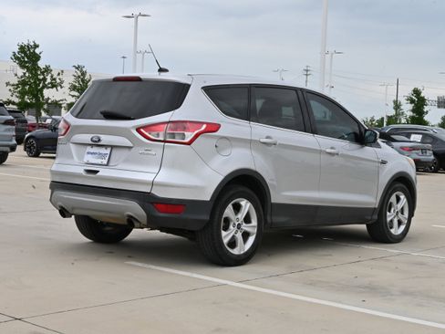 Used 2015 Ford Escape SE image 7