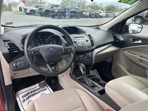 Used 2018 Ford Escape SE AWD/4WD image 25