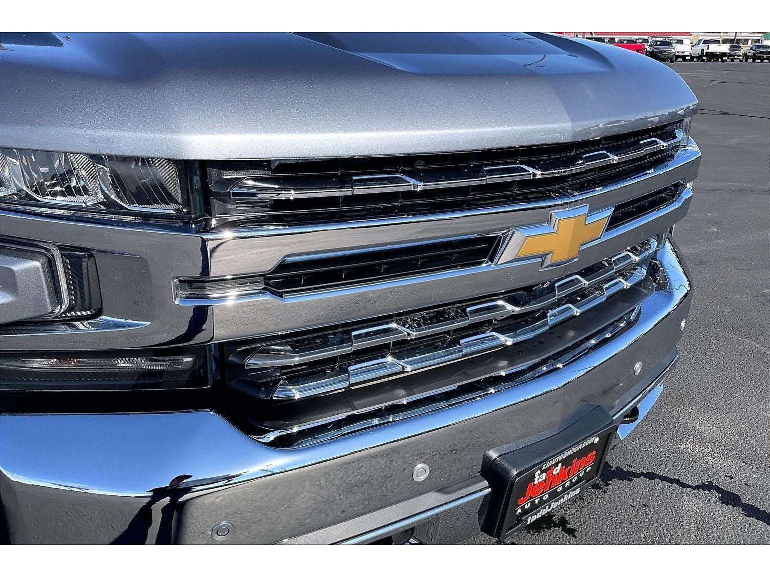 Used 2020 Chevrolet Silverado 1500 LTZ w/ LTZ Plus Package AWD/4WD image 30