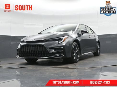 Used 2026 Toyota Corolla SE w/ SE Premium Package image 41