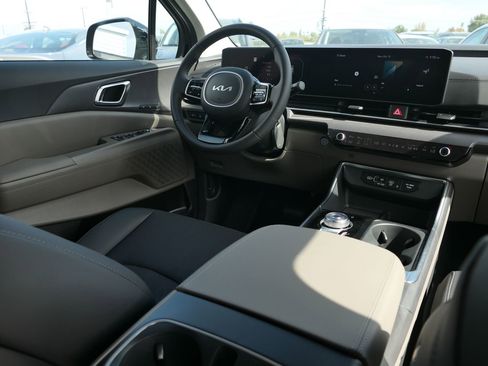 New 2026 Kia Carnival SX image 23