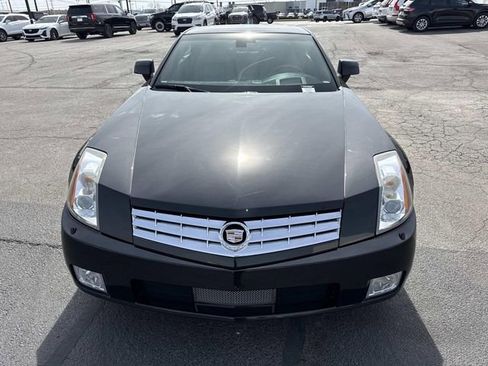 Used 2006 Cadillac XLR image 6