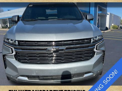 Used 2023 Chevrolet Tahoe High Country w/ Premium Package AWD/4WD image 8