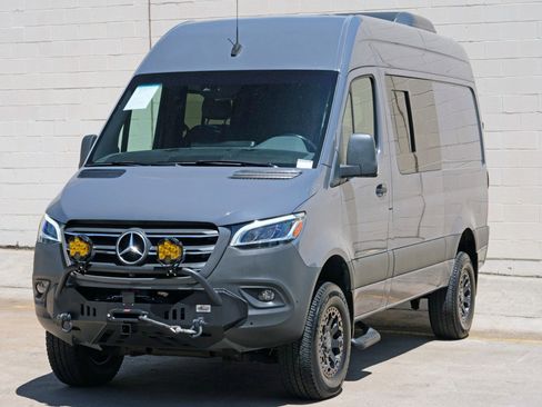 Used 2021 Mercedes-Benz Sprinter 2500 w/ Comfort Plus Package image 50