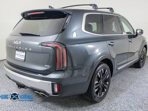 Used 2024 Kia Telluride SX Prestige w/ Towing Package AWD/4WD image 7