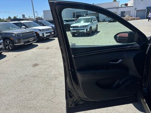 Used 2022 Hyundai Tucson SEL w/ Convenience + Premium Package image 11