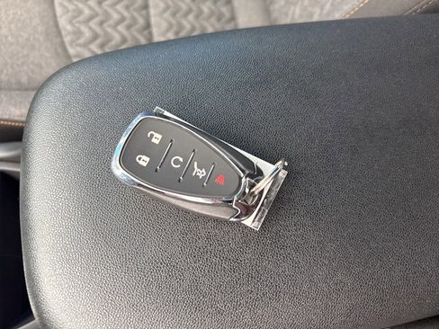 Used 2024 Chevrolet Equinox LT image 27