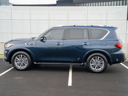 Used 2021 INFINITI QX80 Luxe w/ All-Season Package image 2