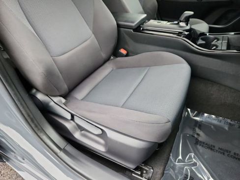 Used 2024 Toyota Prius LE image 25