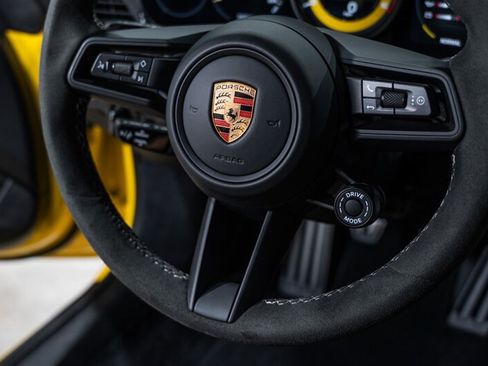 Used 2022 Porsche 911 GT3 RWD image 44