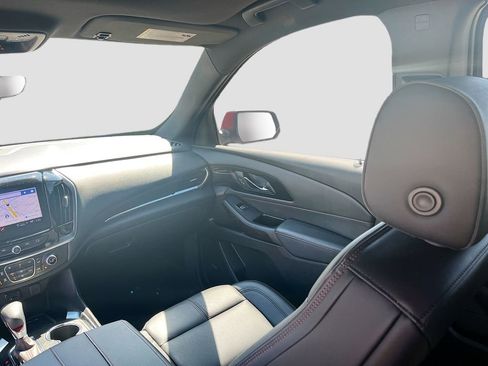Used 2023 Chevrolet Traverse RS w/ LPO, Floor Liner Package image 24
