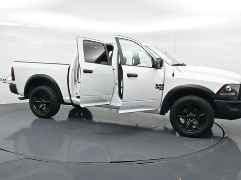 Used 2024 RAM 1500 Warlock AWD/4WD image 40