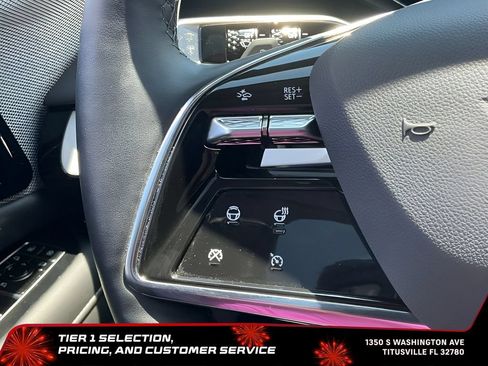 Used 2025 Cadillac Optiq Luxury 2 w/ LPO, Floor Liner Package AWD/4WD image 40