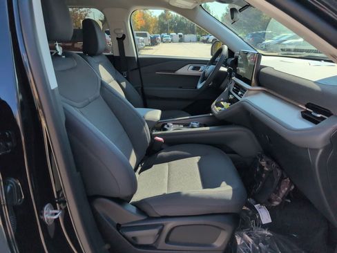 New 2026 Ford Explorer Active image 12