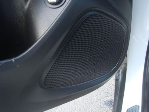 Used 2023 Buick Encore GX Essence w/ Advanced Technology Package image 9