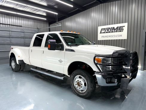 Used 2015 Ford F350 Lariat w/ Chrome Package image 2