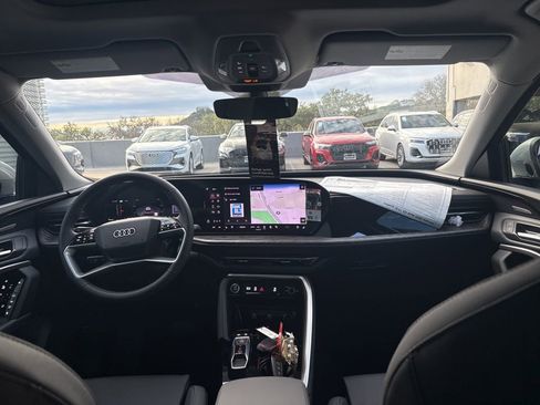 New 2025 Audi Q5 2.0T Premium Plus image 15