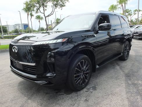 Used 2025 INFINITI QX80 Autograph w/ Autograph Exterior Package AWD/4WD image 17