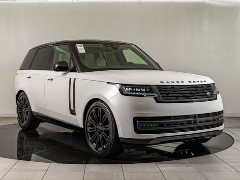 New 2026 Land Rover Range Rover SE AWD/4WD image 3