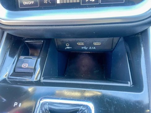 Used 2021 Subaru Outback Limited w/ Popular Package #2 AWD/4WD image 21