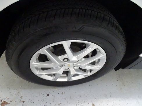 Certified 2022 Chevrolet Equinox LS w/ LS Convenience Package image 28