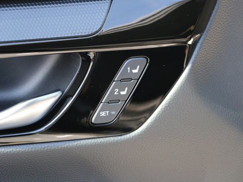 Used 2024 Honda CR-V Sport Touring image 17