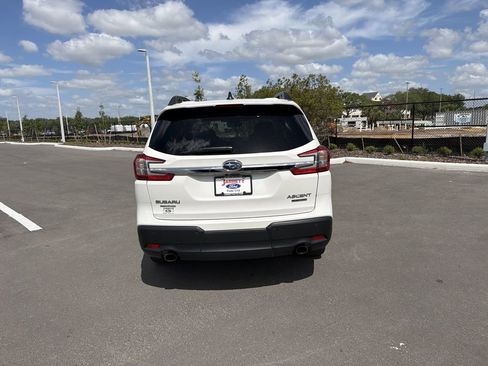 Used 2023 Subaru Ascent Limited w/ Technology Package AWD/4WD image 5