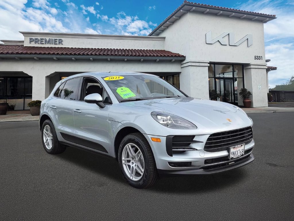 Used 2021 Porsche Macan AWD/4WD image 2