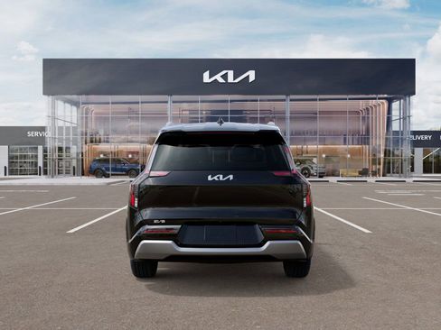 New 2026 Kia EV9 Land image 5