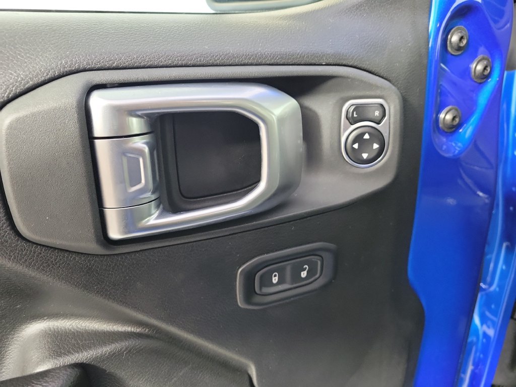 Used 2024 Jeep Gladiator Sport AWD/4WD image 16