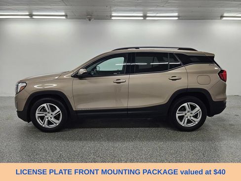 Used 2018 GMC Terrain SLE w/ Driver Convenience Package FWD image 9