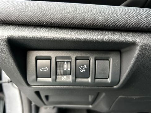 New 2025 Subaru Outback Premium image 19