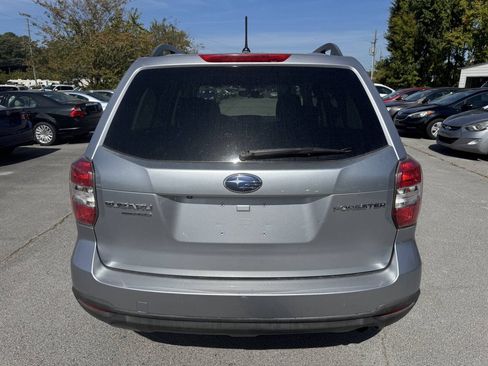 Used 2015 Subaru Forester 2.5i Premium w/ All-Weather Package AWD/4WD image 8