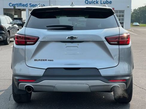Used 2023 Chevrolet Blazer LT AWD/4WD image 42